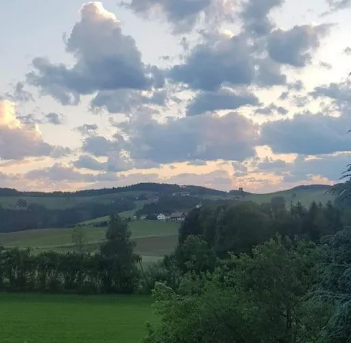 Wochenend Mit Tollen Ausblick In Bucklige Welt *